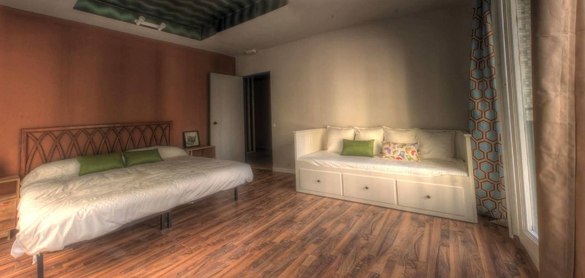 Camino B&B Barcelona Zewnętrze zdjęcie